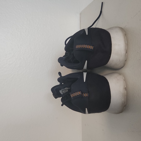 Nike Roshe Run Hyperfuse - Picture 2 of 6